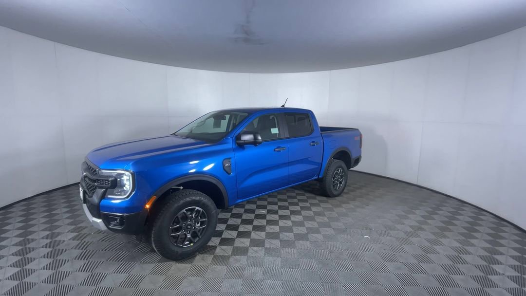 New 2025 Velocity Blue Metallic Ford XLT image 4
