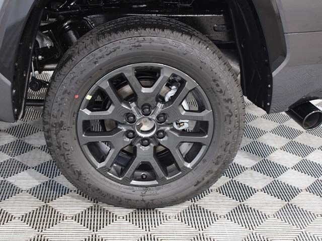 New 2026 Magnetic Gray Metallic Toyota  Platinum image 13