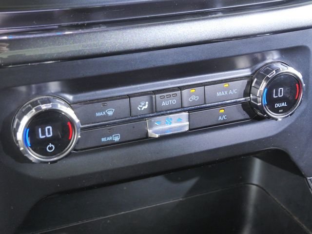 Used 2021 Black Ford XLT image 28
