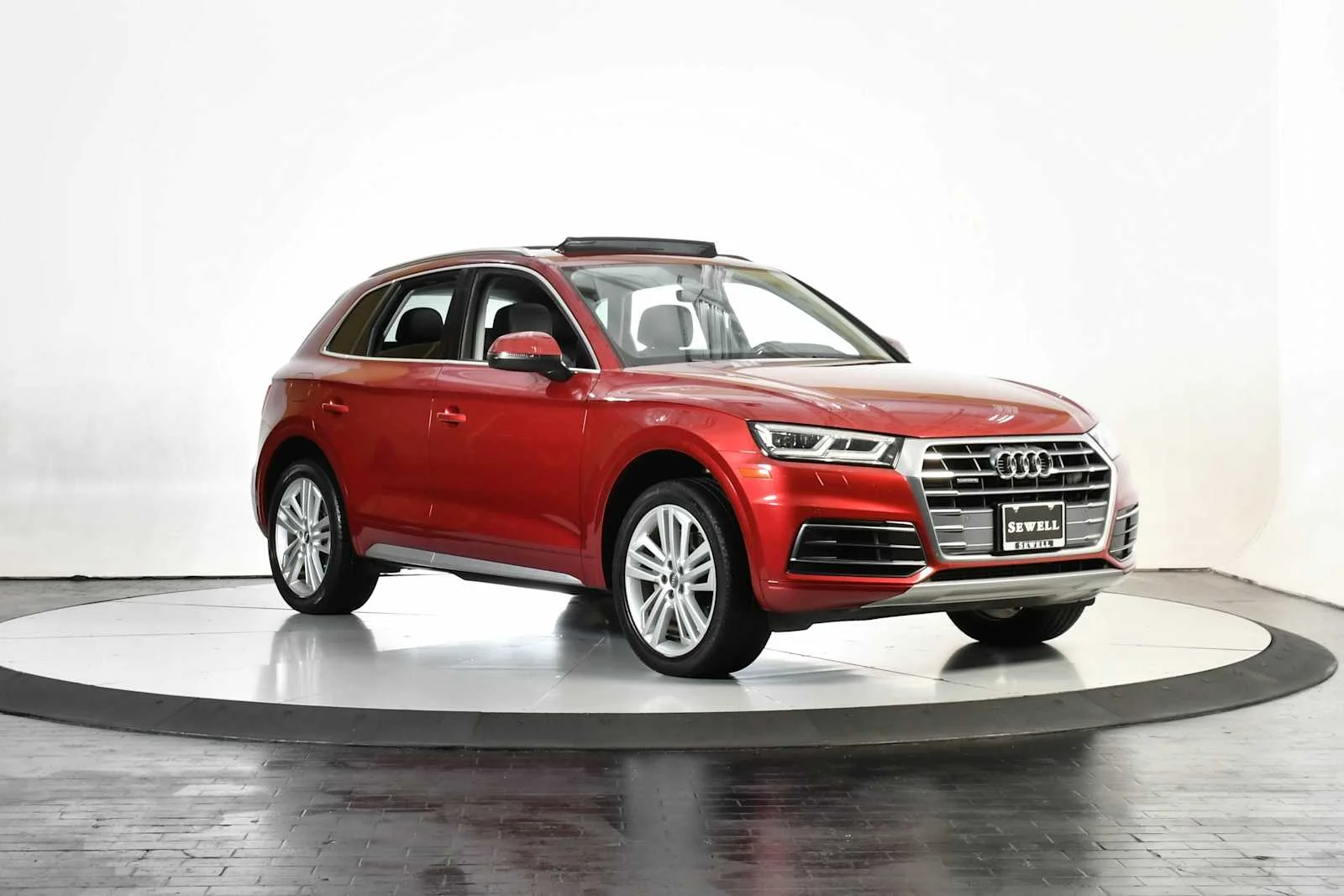 Used 2018 Matador Red Metallic Audi Premium Plus image 8