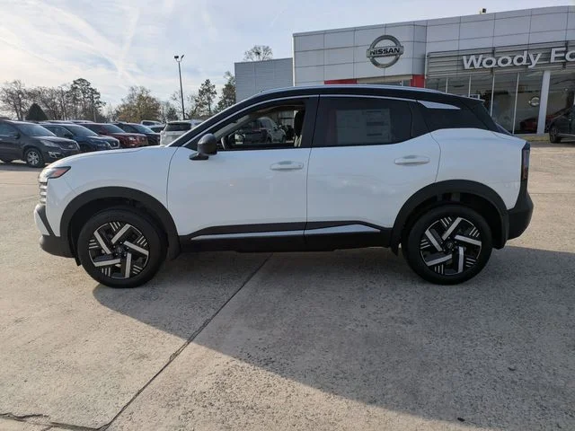 New 2026 Aspen White TriCoat / Super Black Two-tone Nissan SV image 7