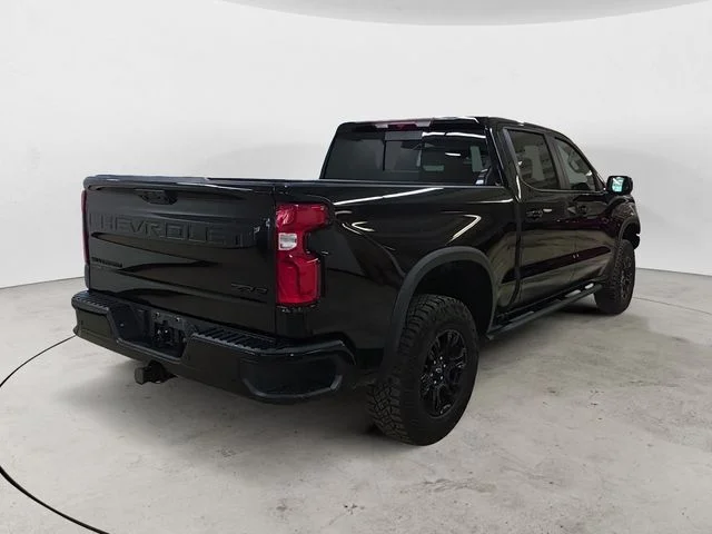 Used 2024 Black Chevrolet ZR2 image 5