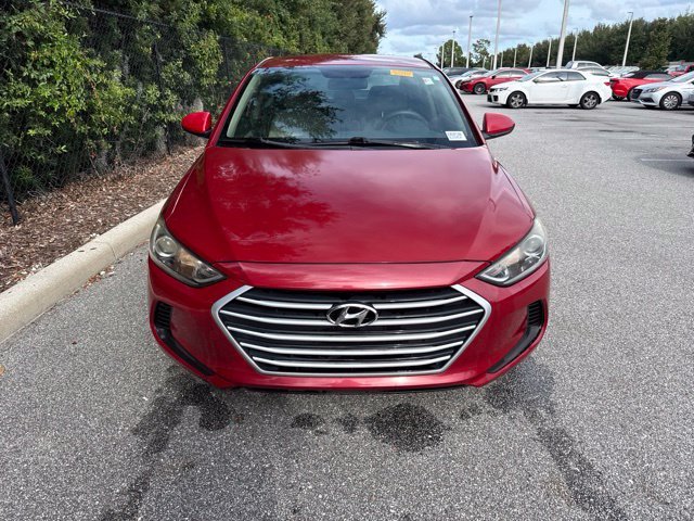 Used 2017 Red Hyundai SE image 7
