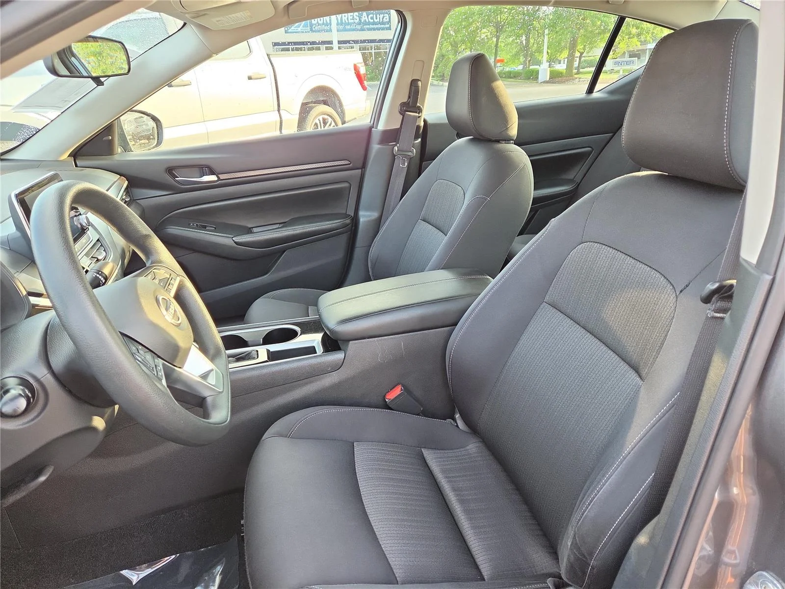 Used 2024 Gun Metallic Nissan 2.5 SV image 18