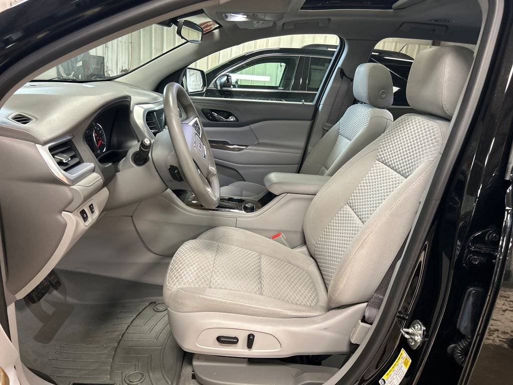 Used 2017 Black GMC SLE-2 image 14