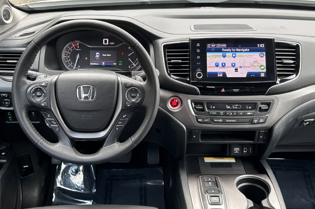 Certified Used 2023 Platinum White Pearl Honda RTL-E image 17