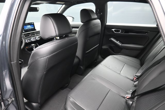 New 2026 Urban Gray Pearl Honda Sport Touring image 18