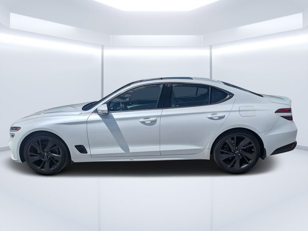 Used 2023 White Genesis 2.0T image 6