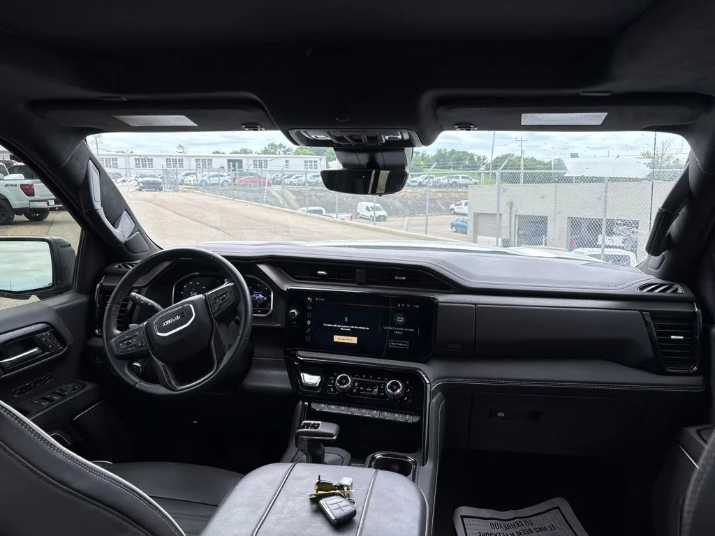 Used 2023 Summit White GMC AT4X image 10