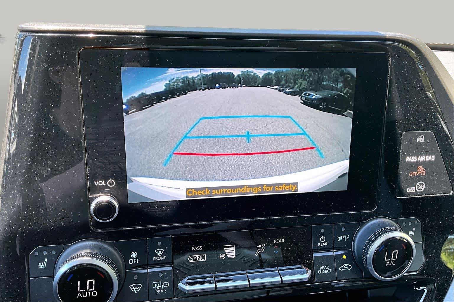 Used 2023 Wind Chill Pearl Toyota XLE image 26