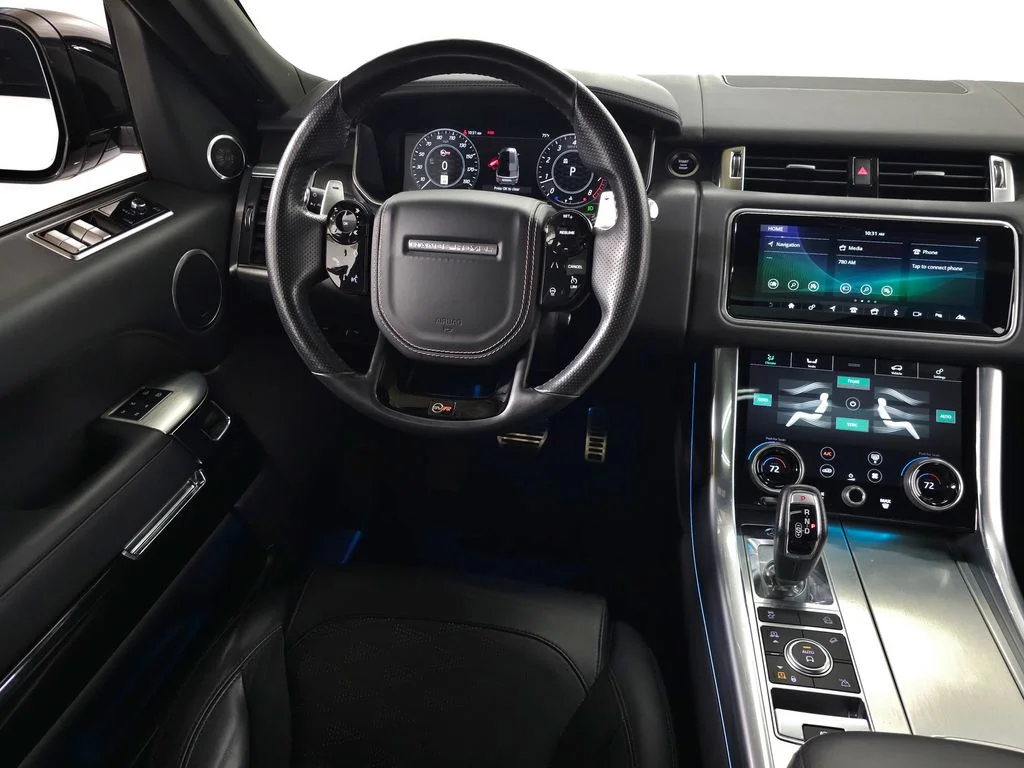 Used 2022 Fuji White Land Rover SVR image 19