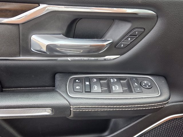 Used 2022 Black Ram Laramie image 32