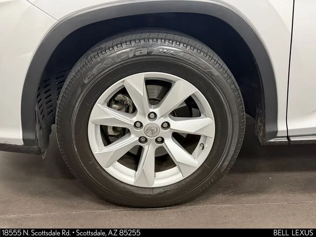 Used 2016 Silver Lexus 350 image 10