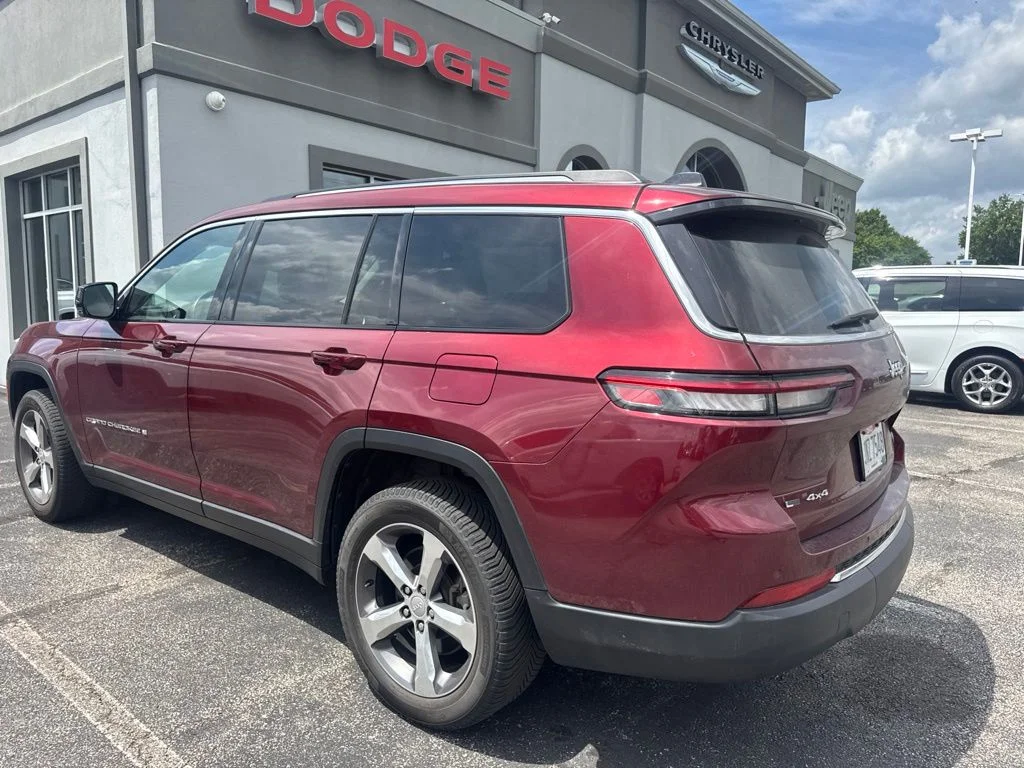 Used 2021 Red Jeep Limited image 12