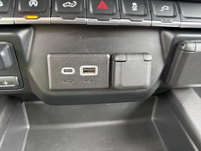 Used 2021 White Chevrolet LT Trail Boss image 43