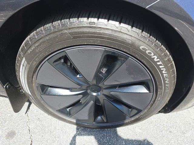 Used 2024 Black Tesla Long Range image 21
