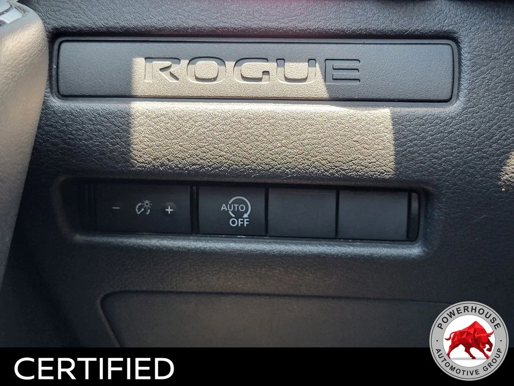 Used 2024 Black Nissan S image 25