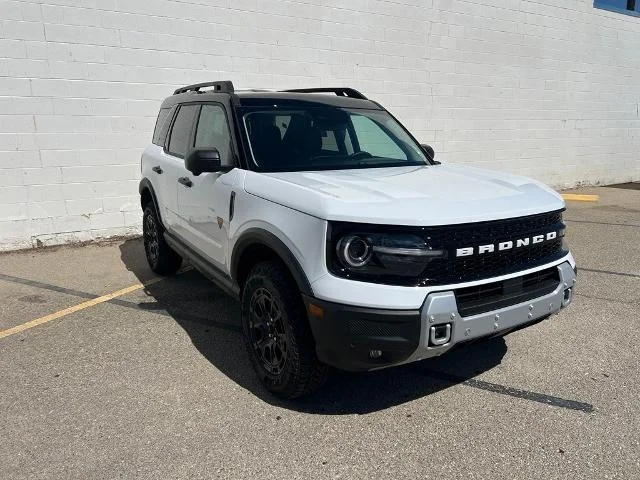 New 2026 Oxford White Ford Badlands® image 40