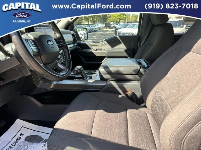 Used 2024 Silver Ford XLT image 19