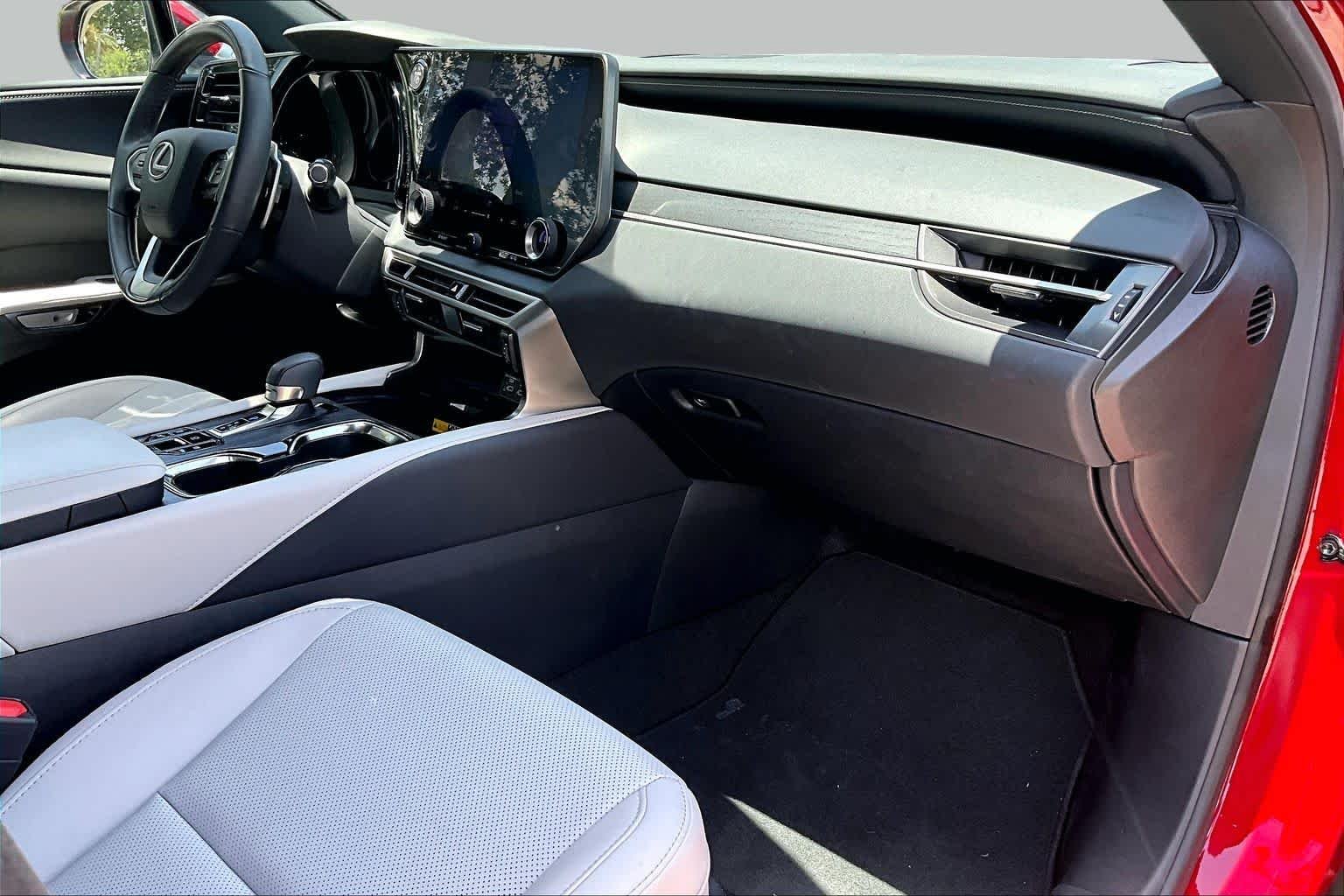 Used 2024 Matador Red Mica Lexus Premium image 18