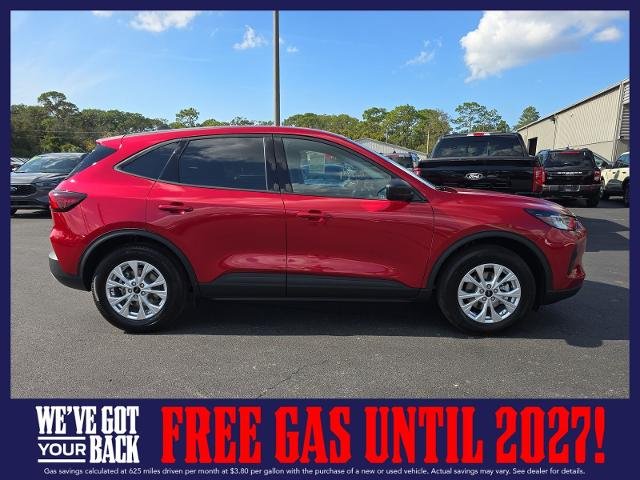 New 2026 Rapid Red Metallic Tinted Clearcoat Ford Active® image 3