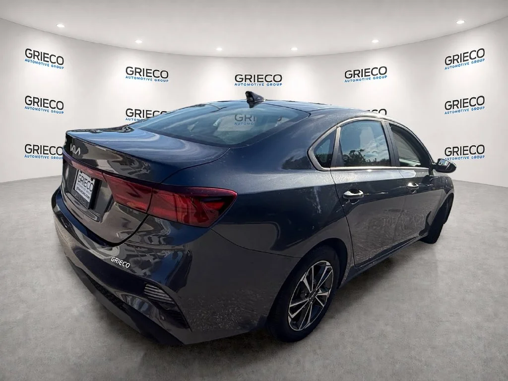 Used 2023 Gray Kia LXS image 7