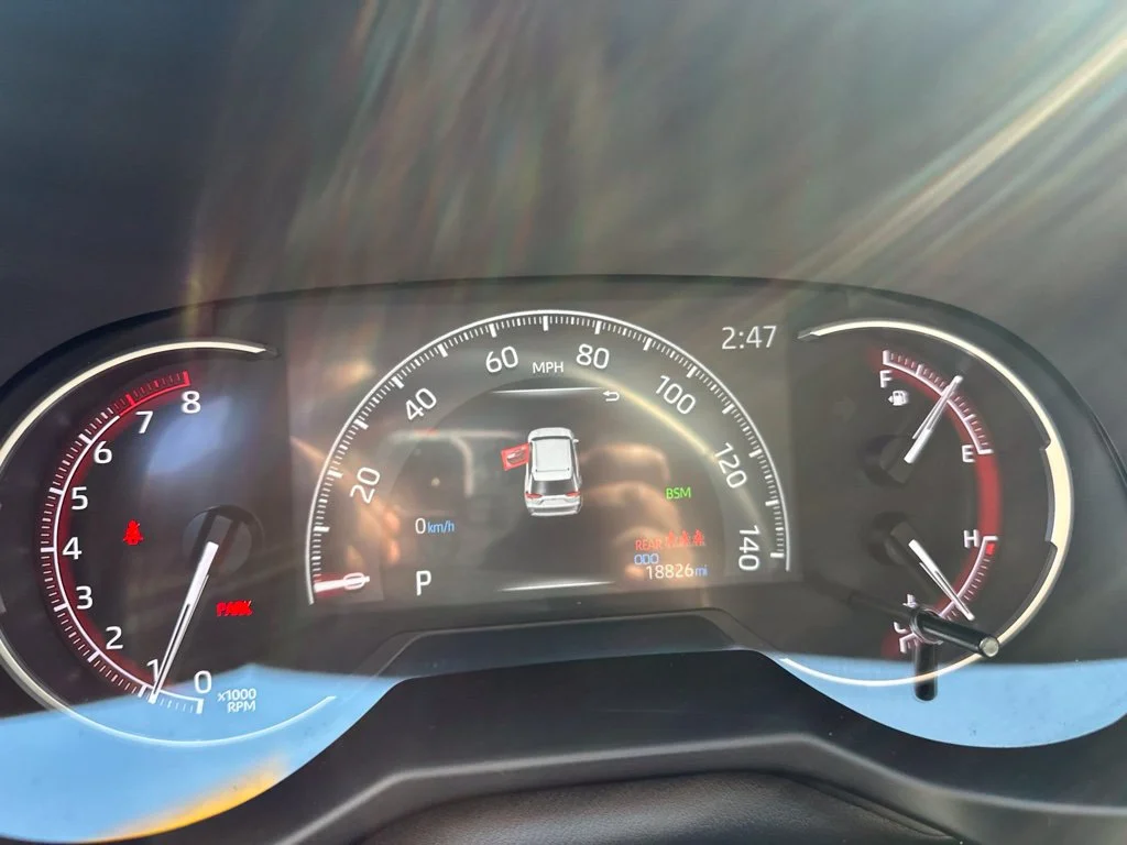Used 2025 Black Toyota XLE Premium image 20