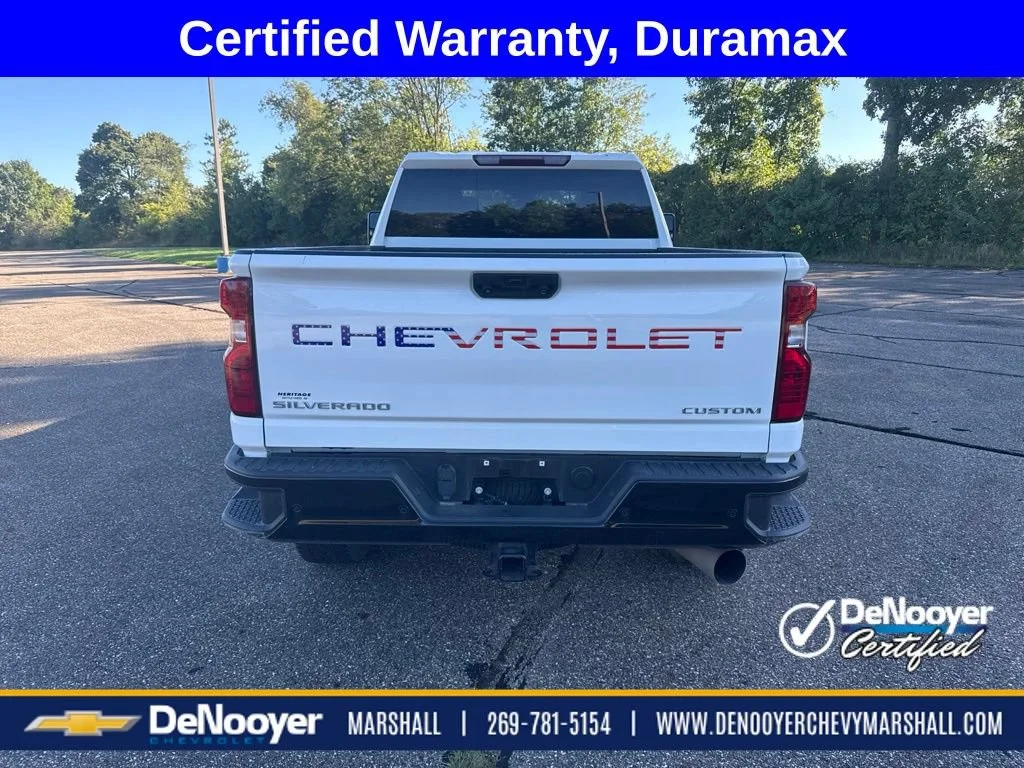 Used 2024 Summit White Chevrolet Custom image 4