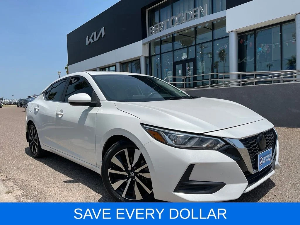 Used 2022 White Nissan SV image 3