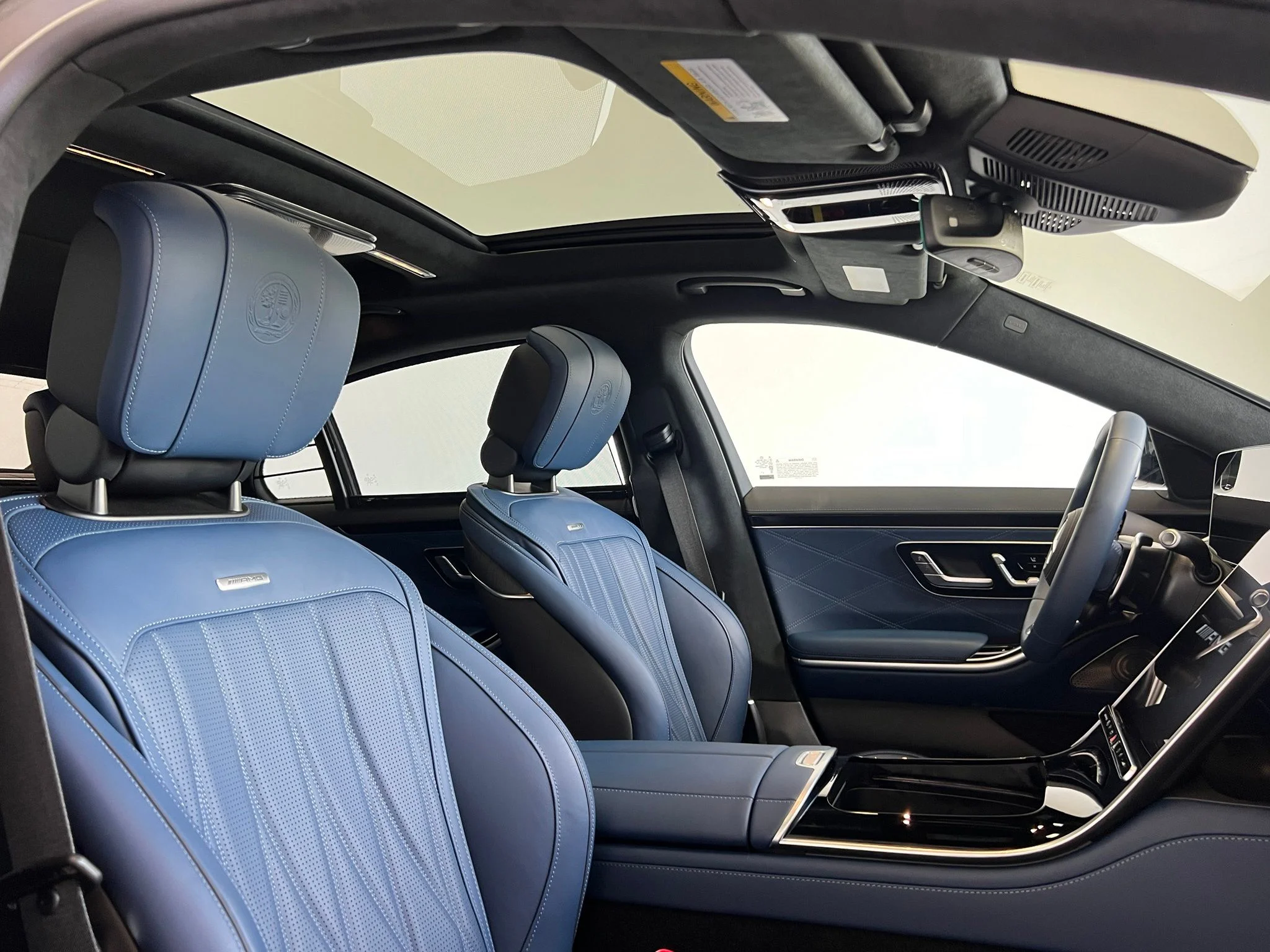 Used 2025 Gray Mercedes-Benz S 63 E AMG® image 28