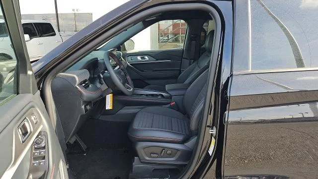 New 2026 Agate Black Metallic Ford ST-Line RWD image 23