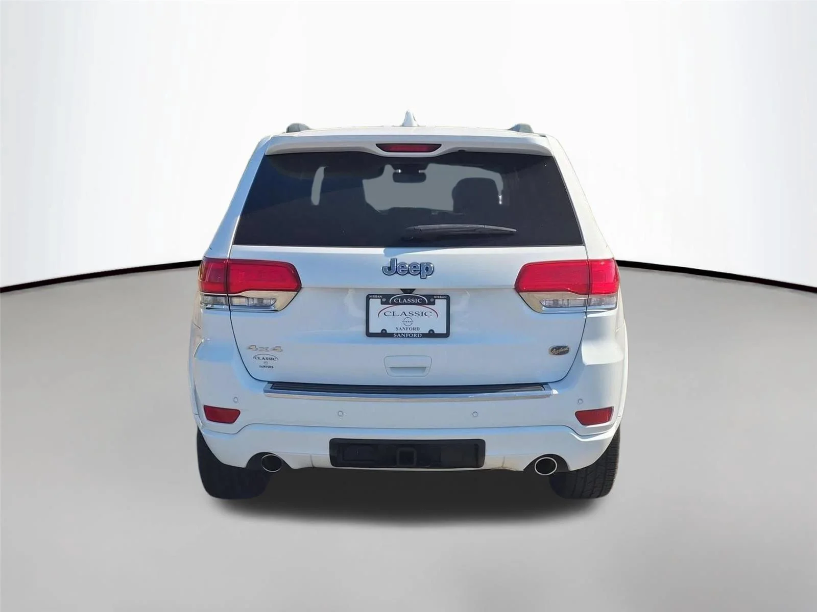 Used 2020 Bright White Clearcoat Jeep Overland image 4