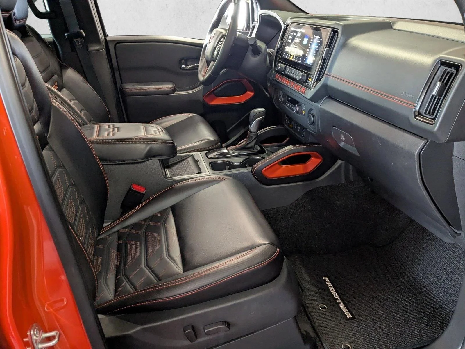 Used 2025 Afterburn Orange Nissan PRO-X image 23