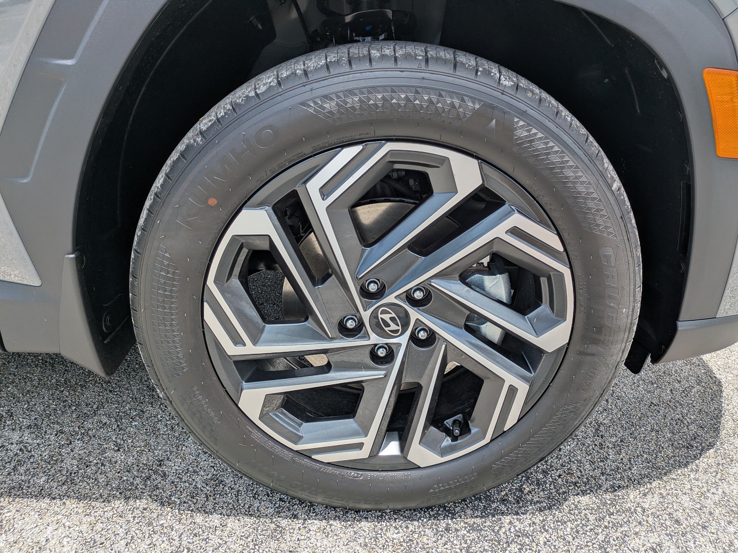 New 2026 Hampton Gray Hyundai SEL FWD image 9