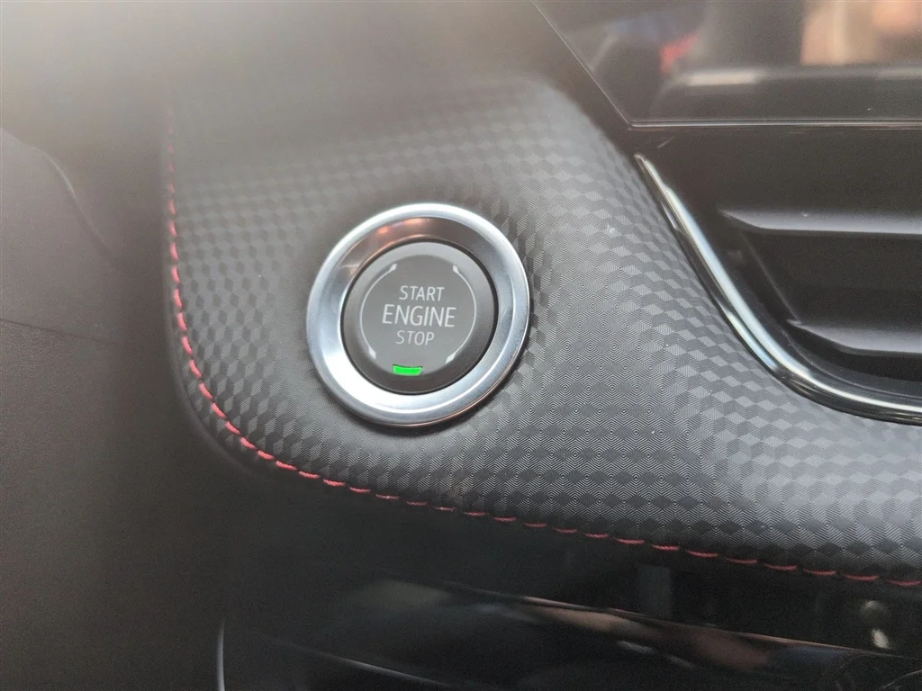 New 2026 Mosaic Black Metallic Chevrolet RS image 41