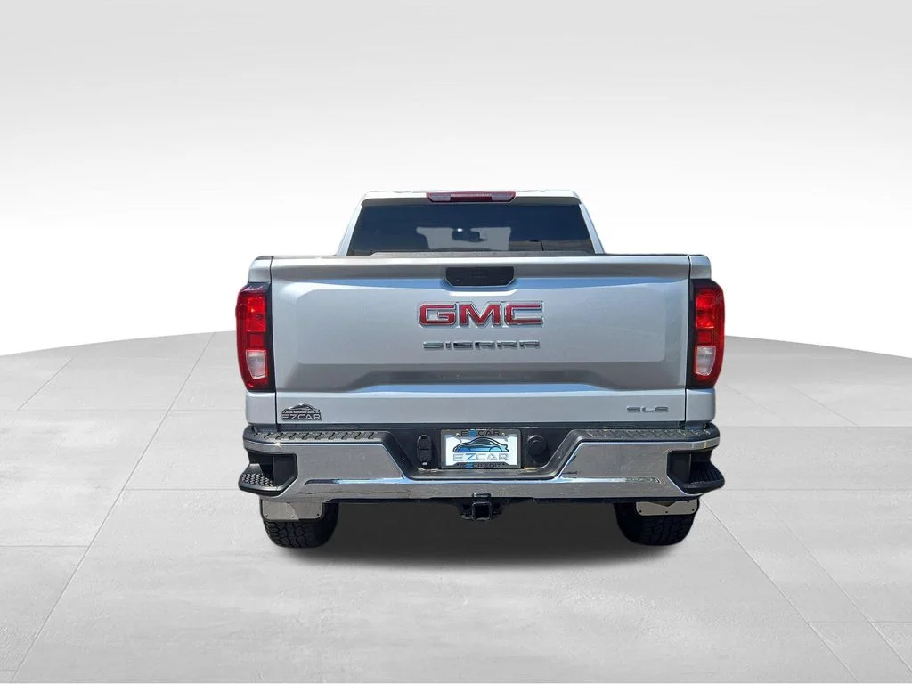 Used 2021 Gray GMC SLE image 12