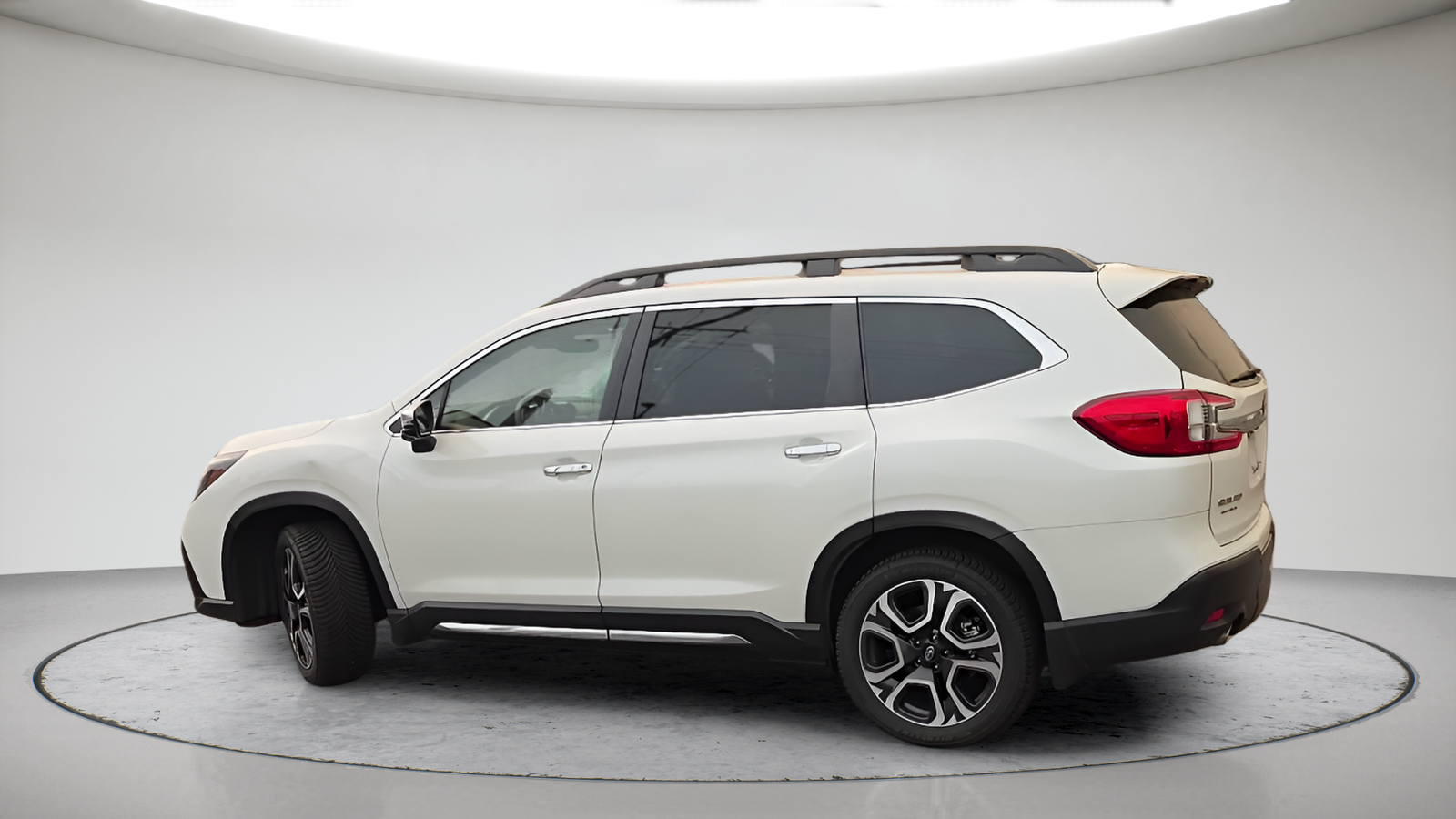 Used 2023 Crystal White Pearl Subaru Touring image 10