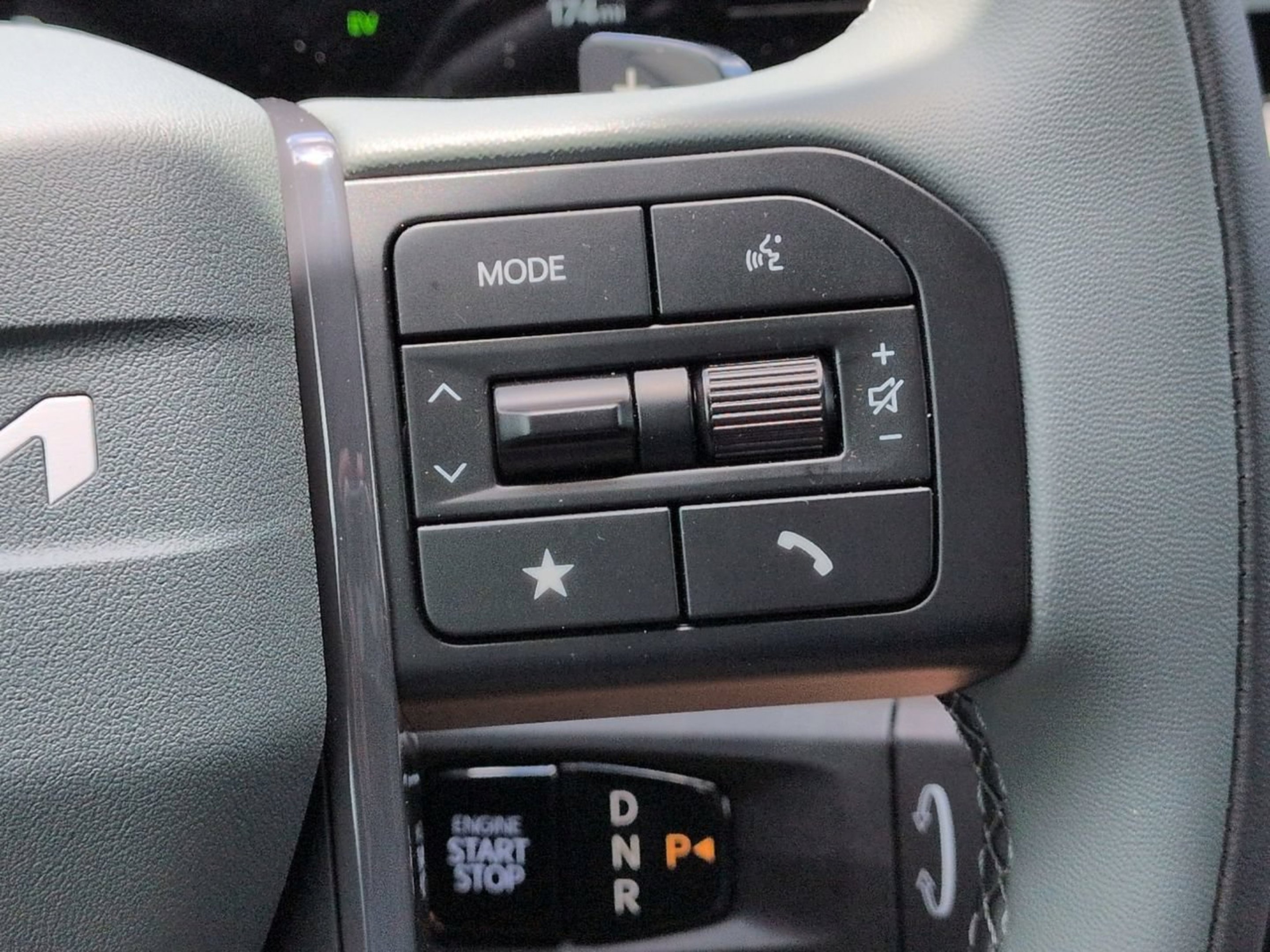 New 2027 Glacial White Pearl Kia X-Line SX-Prestige image 33