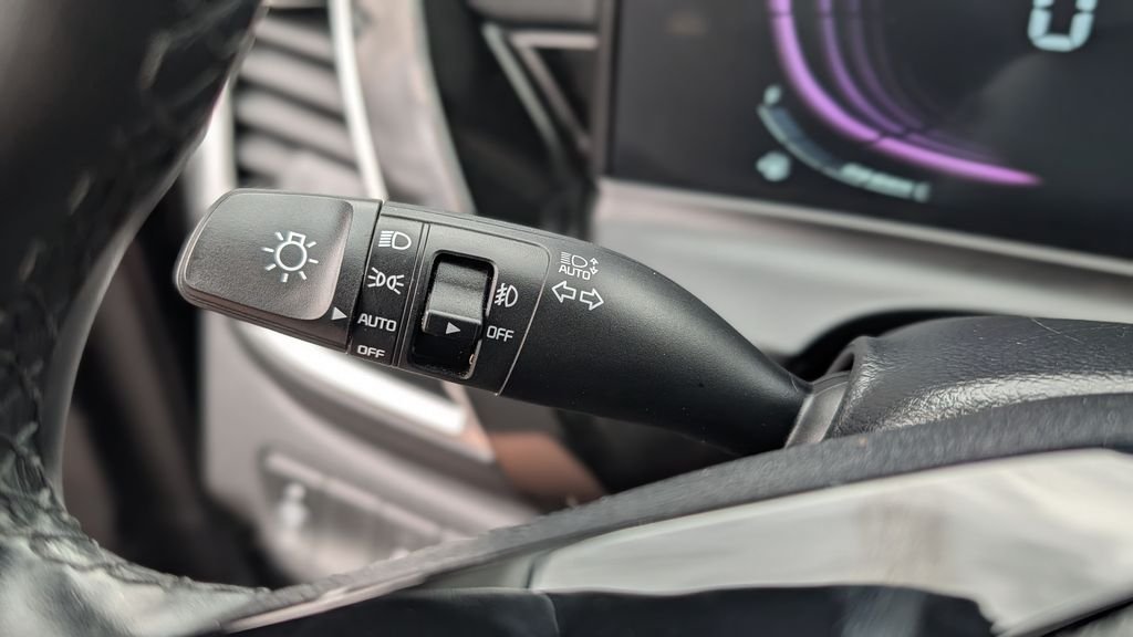 2025 Kia Seltos S - Photo 35