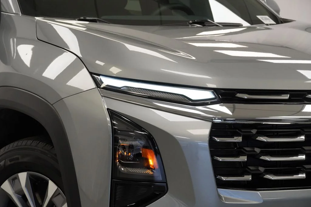 Used 2026 Gray Chevrolet LT image 8
