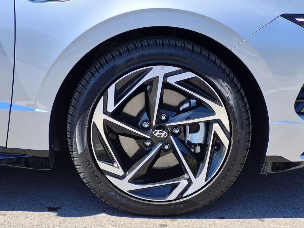 Certified Used 2026 Silver Hyundai SEL Sport image 26
