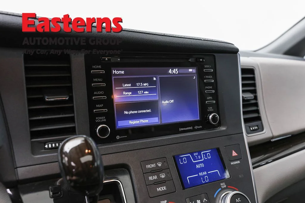 Used 2019 Red Toyota XLE image 19