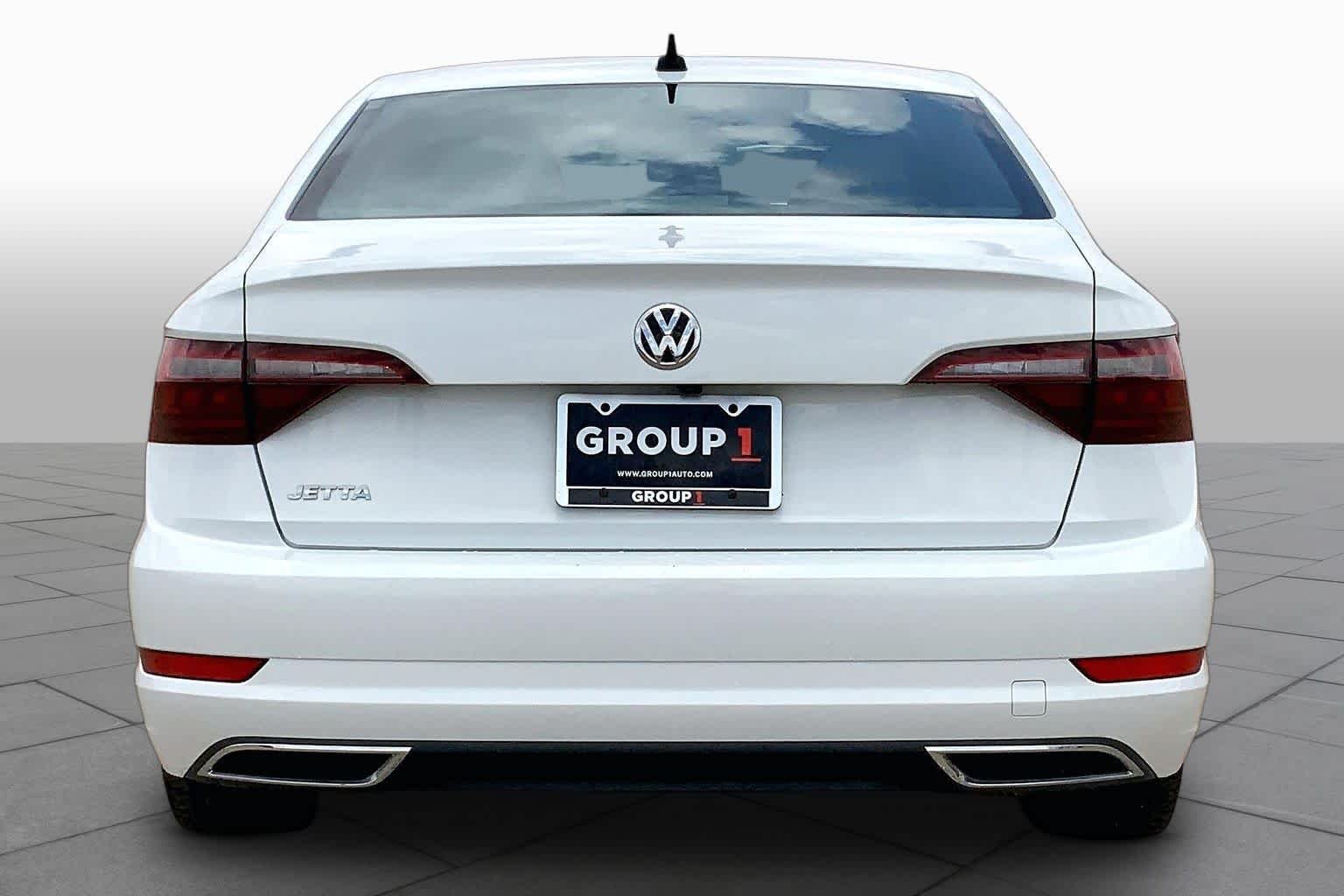 Used 2021 Pure White Volkswagen R-Line image 5