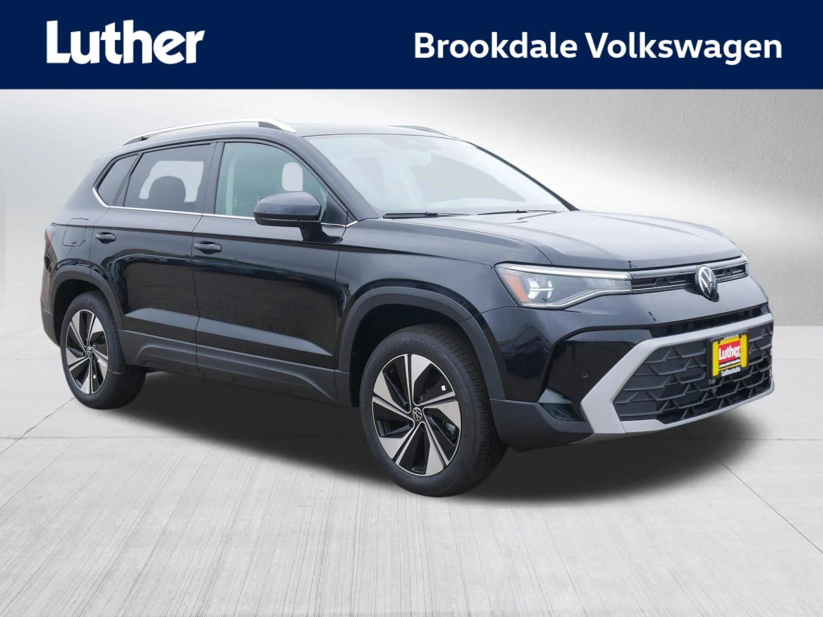 New 2026 Deep Black Pearl Volkswagen SE image 1