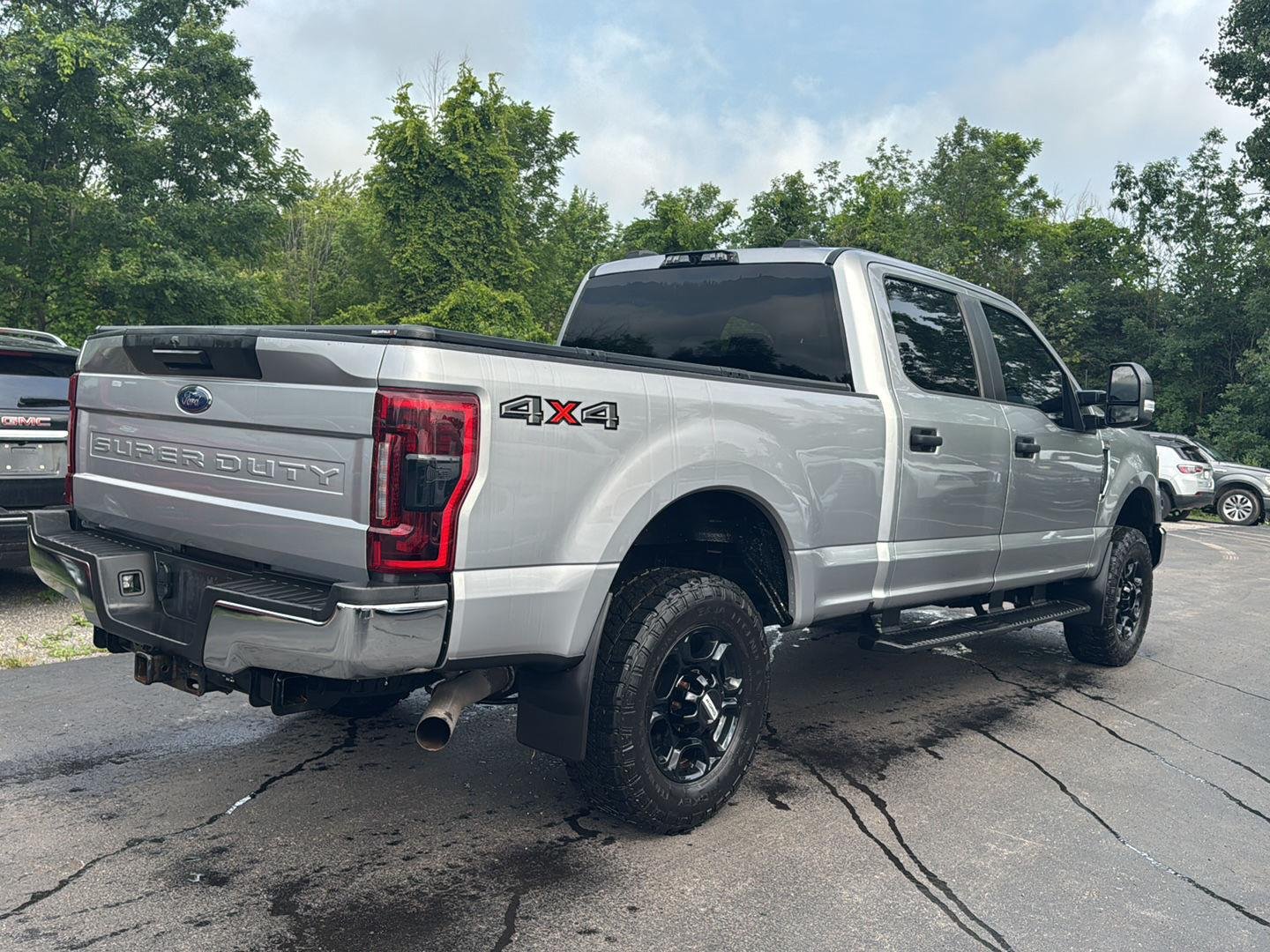 Used 2020 Iconic Silver Ford XL image 2