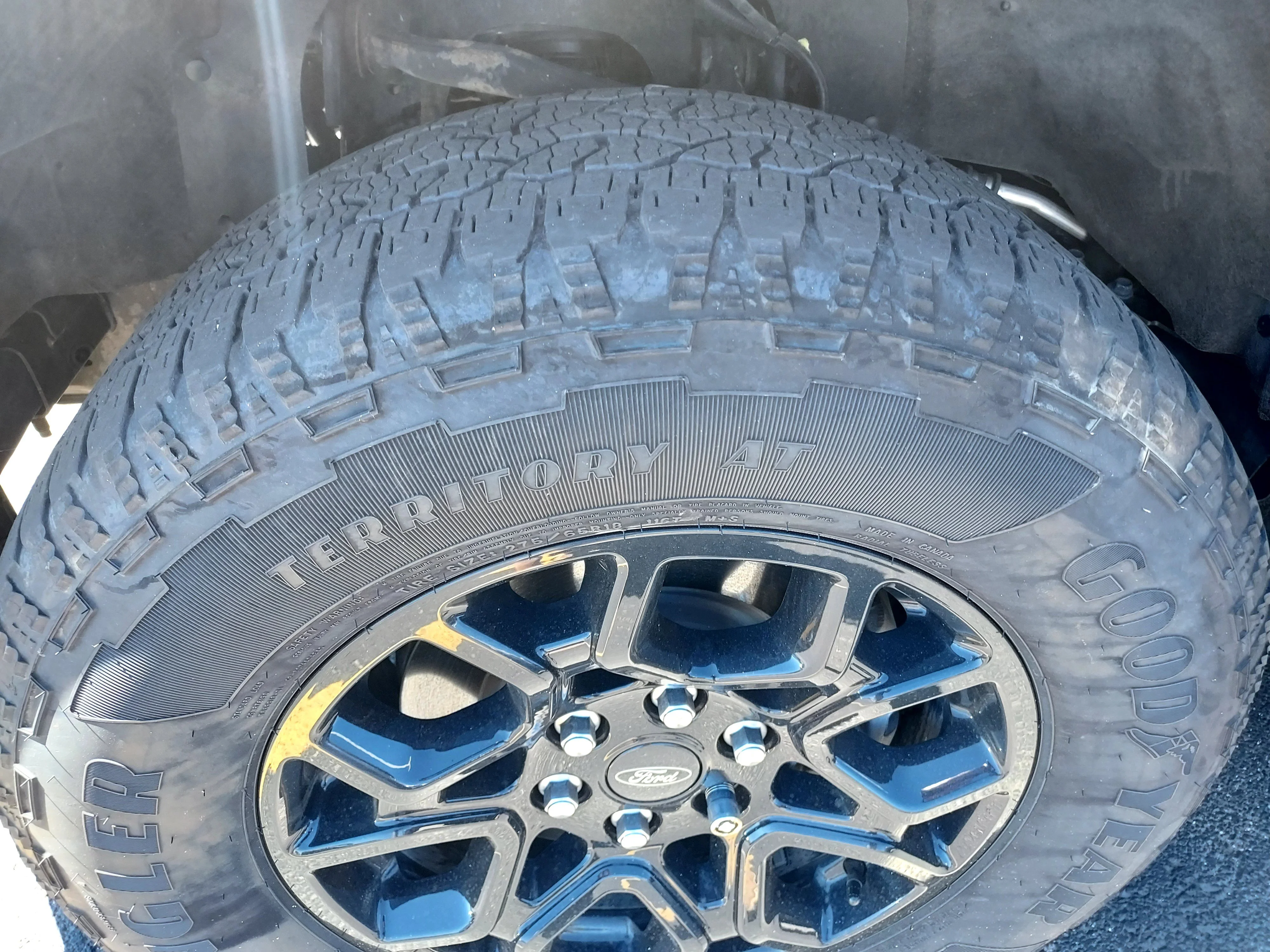 Used 2024 CARBONIZED GRAY Ford XLT image 3