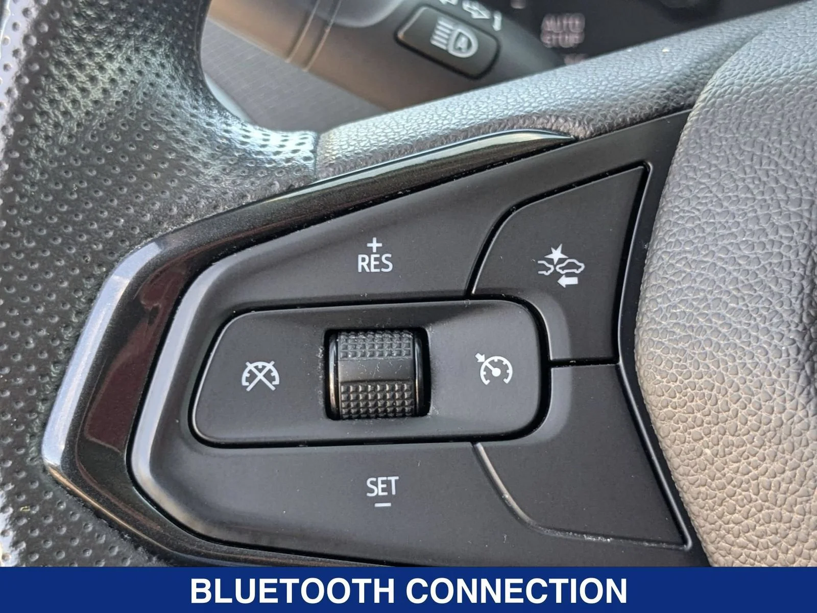 Used 2021 White Chevrolet LT image 14