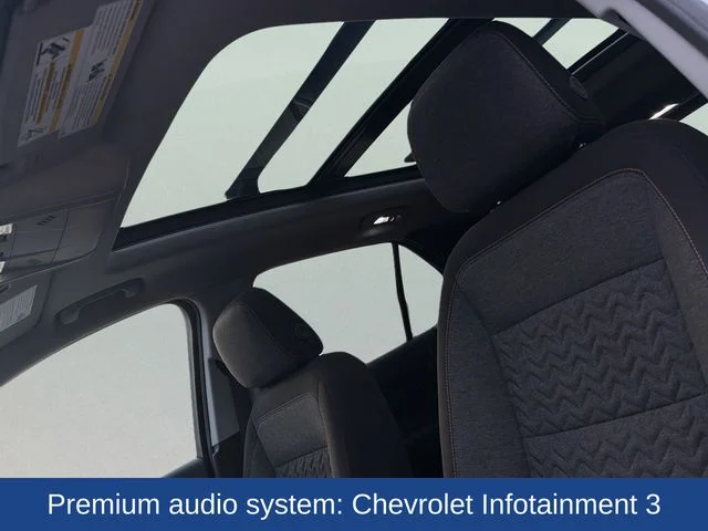Used 2022 White Chevrolet LT image 12
