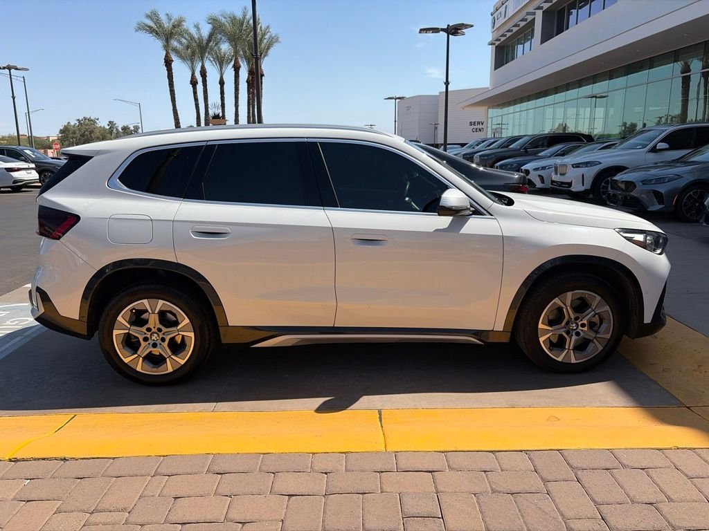 Certified Used 2023 Alpine White BMW xDrive28i image 4