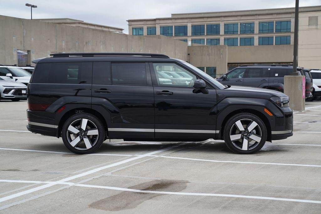 New 2026 Phantom Black Hyundai Limited image 3